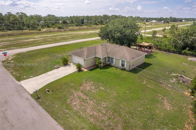 2501 57th Street W, Lehigh Acres, FL 33971