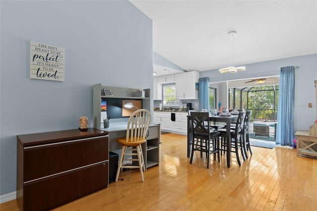 2718 FEIFFER CIRCLE, Sarasota, FL 34235