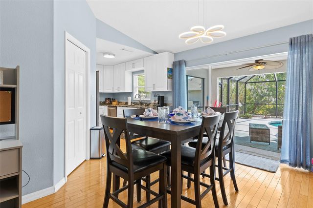 2718 FEIFFER CIRCLE, Sarasota, FL 34235