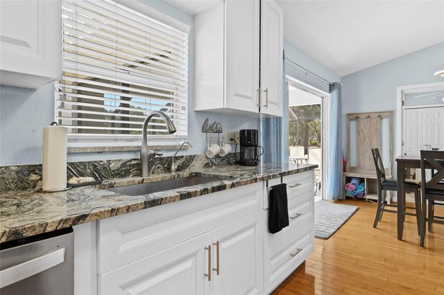 2718 FEIFFER CIRCLE, Sarasota, FL 34235