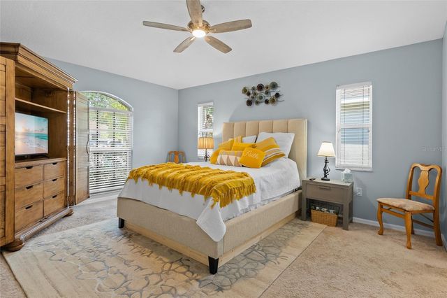 2718 FEIFFER CIRCLE, Sarasota, FL 34235