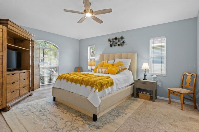 2718 FEIFFER CIRCLE, Sarasota, FL 34235