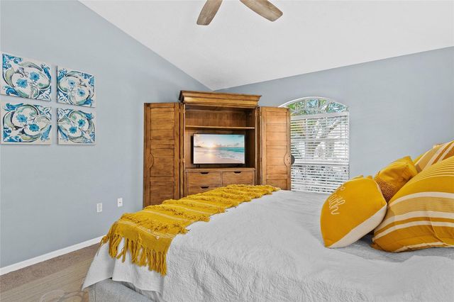 2718 FEIFFER CIRCLE, Sarasota, FL 34235