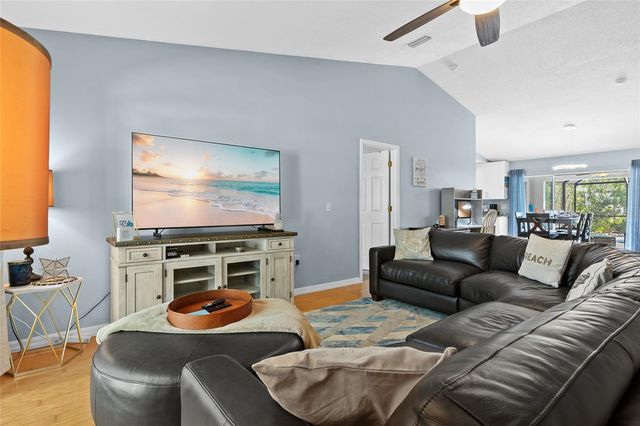 2718 FEIFFER CIRCLE, Sarasota, FL 34235