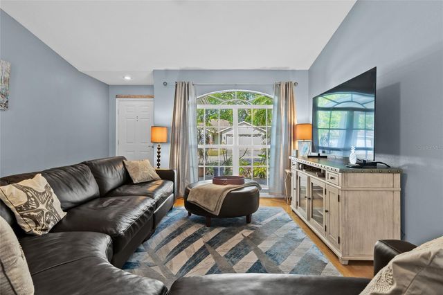 2718 FEIFFER CIRCLE, Sarasota, FL 34235