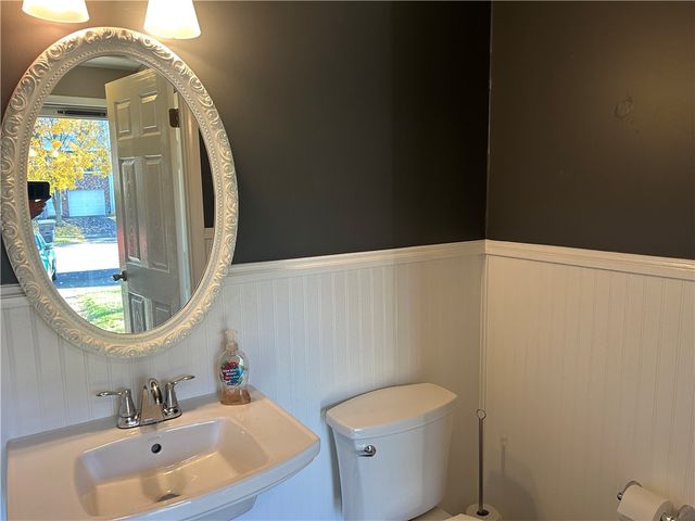 934 Lynwood Ct, Cranberry Twp, PA 16066