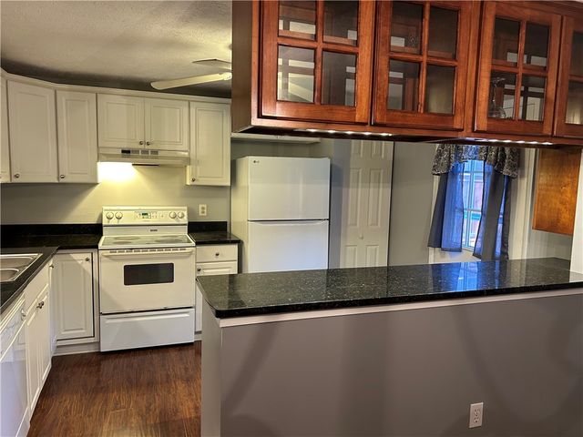 934 Lynwood Ct, Cranberry Twp, PA 16066