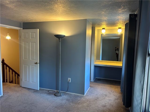 934 Lynwood Ct, Cranberry Twp, PA 16066