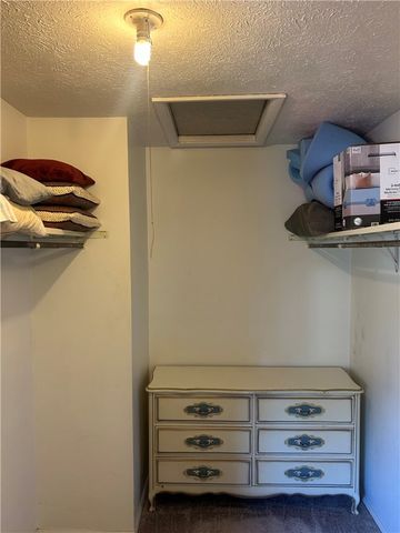 934 Lynwood Ct, Cranberry Twp, PA 16066