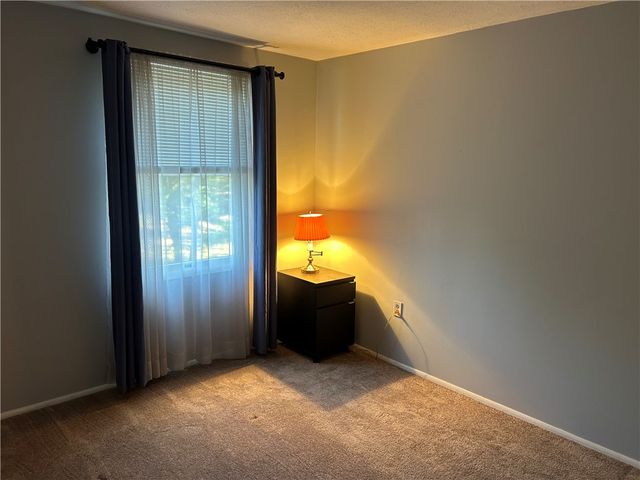 934 Lynwood Ct, Cranberry Twp, PA 16066