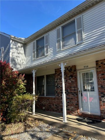 934 Lynwood Ct, Cranberry Twp, PA 16066