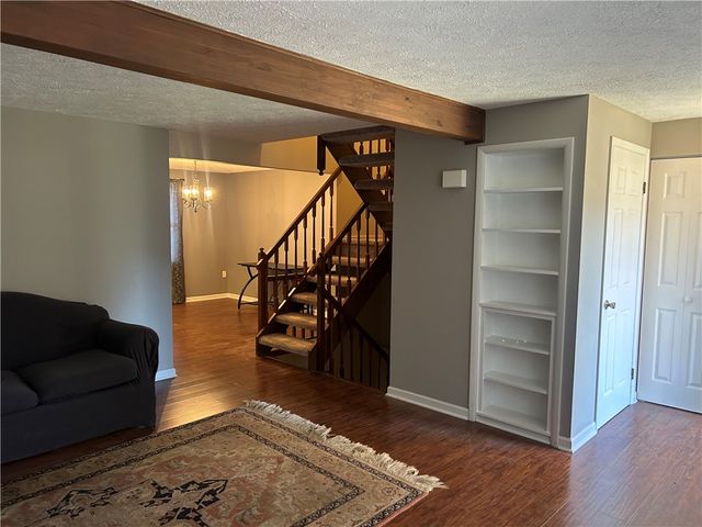 934 Lynwood Ct, Cranberry Twp, PA 16066