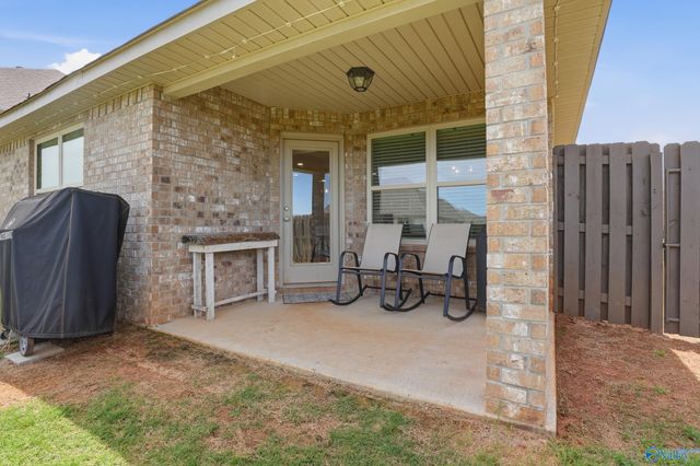 205 Goldie Court, New Market, AL 35761