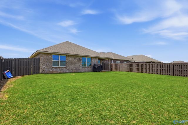 205 Goldie Court, New Market, AL 35761