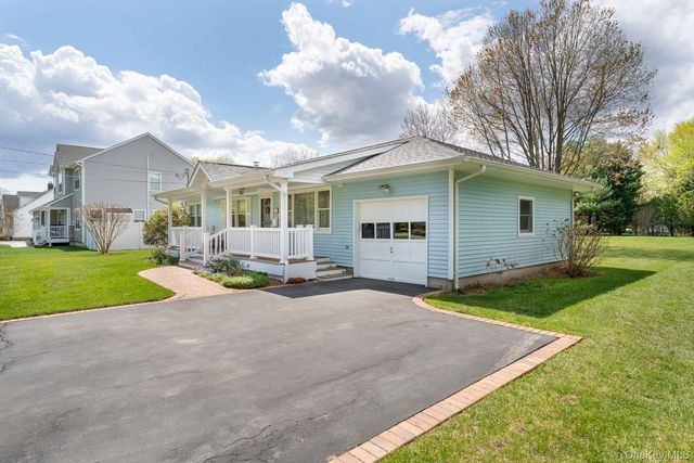 174 Cambon Avenue, Saint James, NY 11780