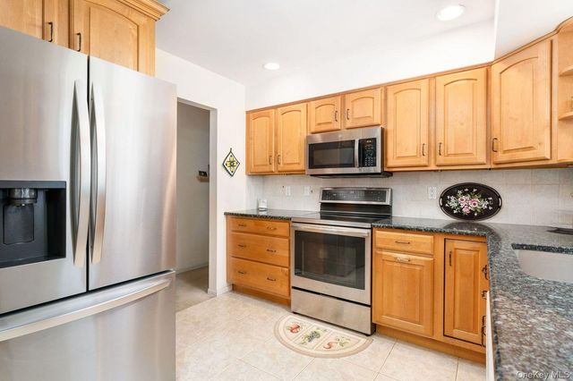174 Cambon Avenue, Saint James, NY 11780