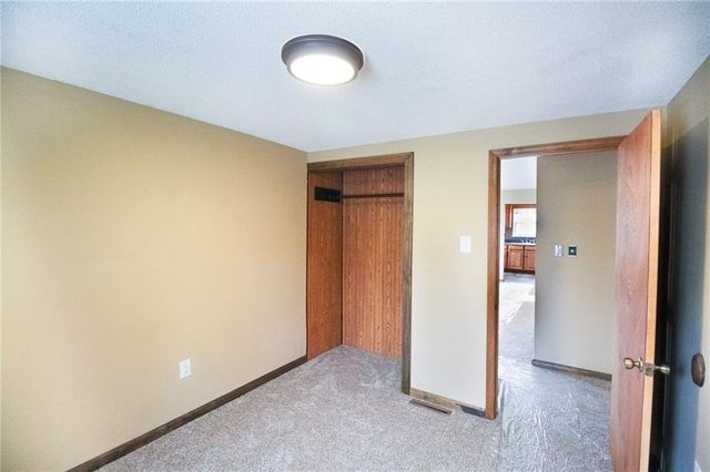 1014 E Smith Avenue, Independence, MO 64050