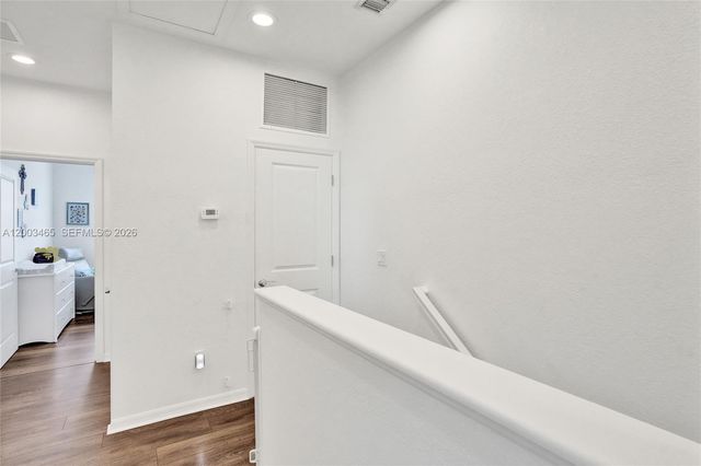 4002 Poinciana Ln, Hollywood, FL 33021