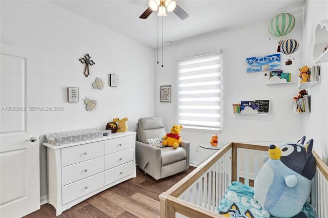 4002 Poinciana Ln, Hollywood, FL 33021