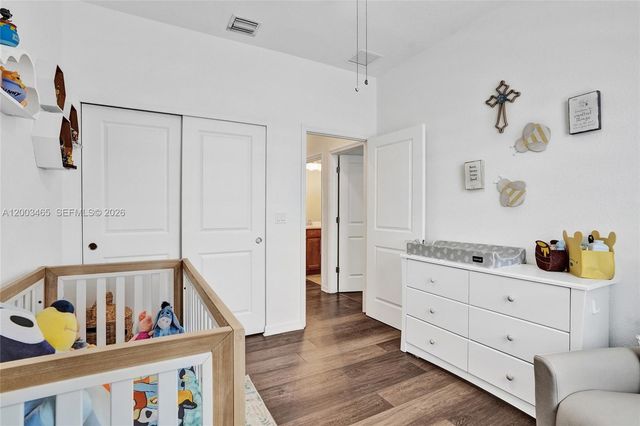 4002 Poinciana Ln, Hollywood, FL 33021