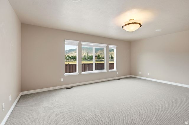 552 W MILLER WAY, Farmington, UT 84025