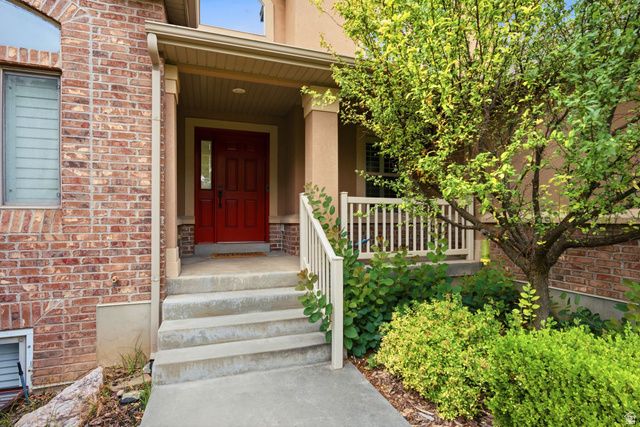 552 W MILLER WAY, Farmington, UT 84025