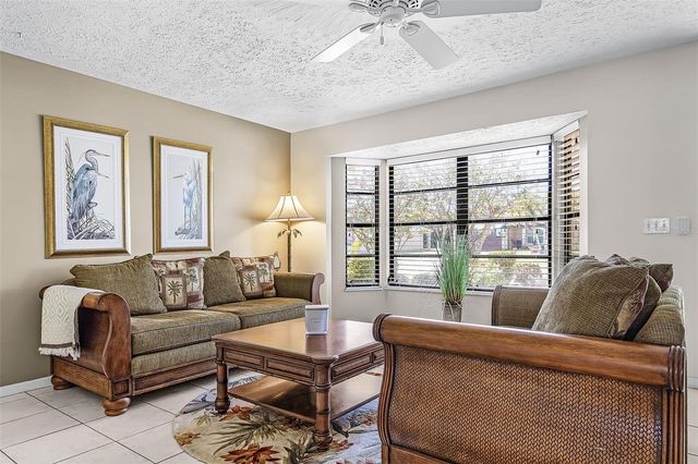 4215 SW 13TH AVENUE, Cape Coral, FL 33914