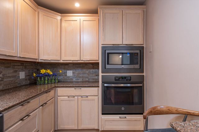 31 Plumley Avenue, Ludlow, VT 05149