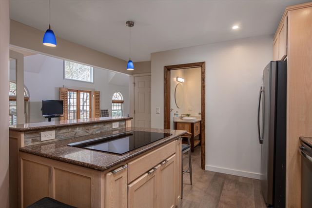 31 Plumley Avenue, Ludlow, VT 05149