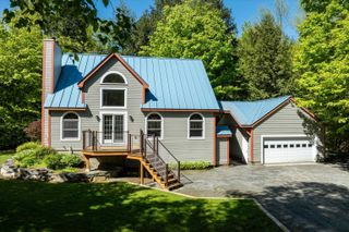 31 Plumley Avenue, Ludlow, VT 05149