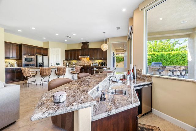 56825 Mountain, La Quinta, CA 92253