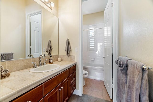 56825 Mountain, La Quinta, CA 92253