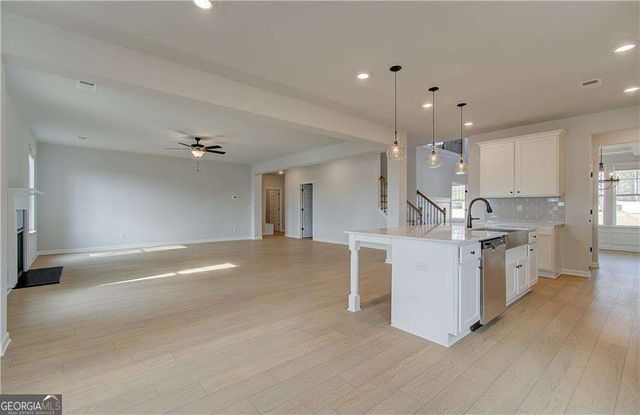 520 Dulles Drive, Mcdonough, GA 30253