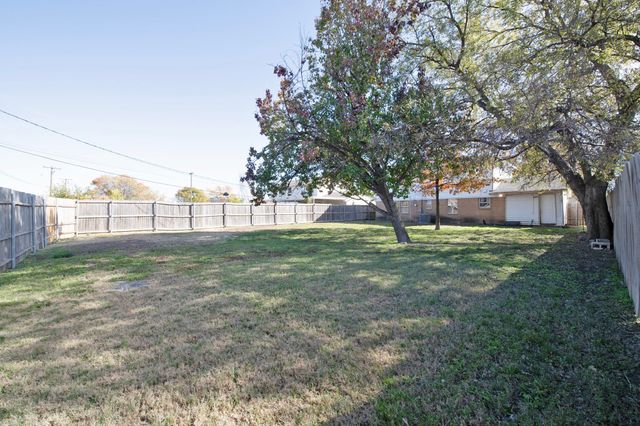 2407 Mark Drive, Mesquite, TX 75150