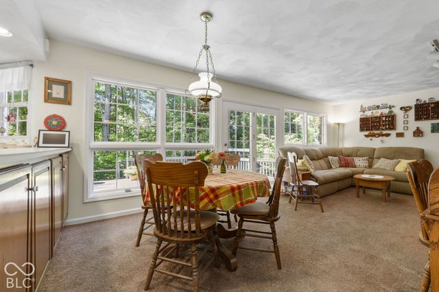 4238 S Carrie Drive, New Palestine, IN 46163