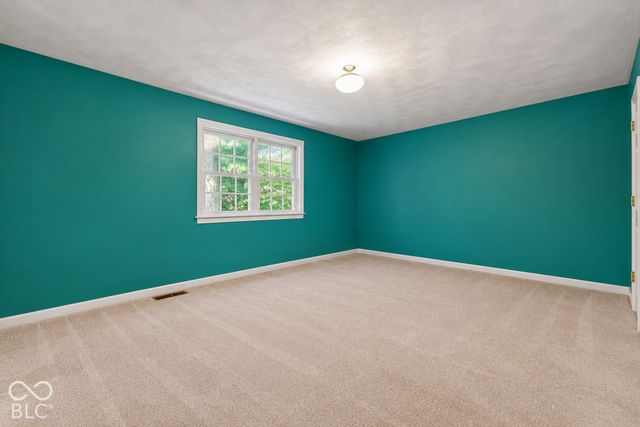 4238 S Carrie Drive, New Palestine, IN 46163
