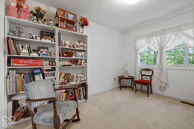 4238 S Carrie Drive, New Palestine, IN 46163