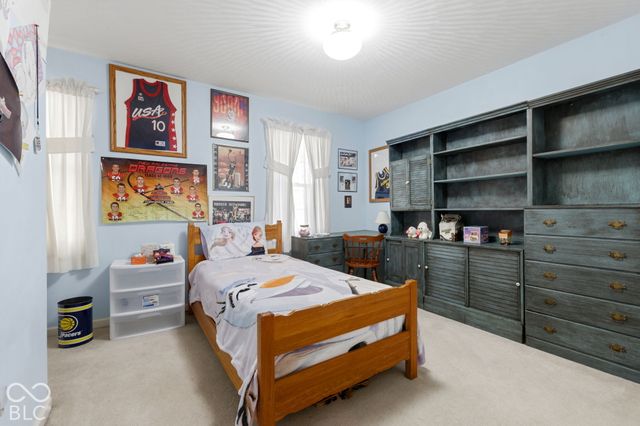 4238 S Carrie Drive, New Palestine, IN 46163