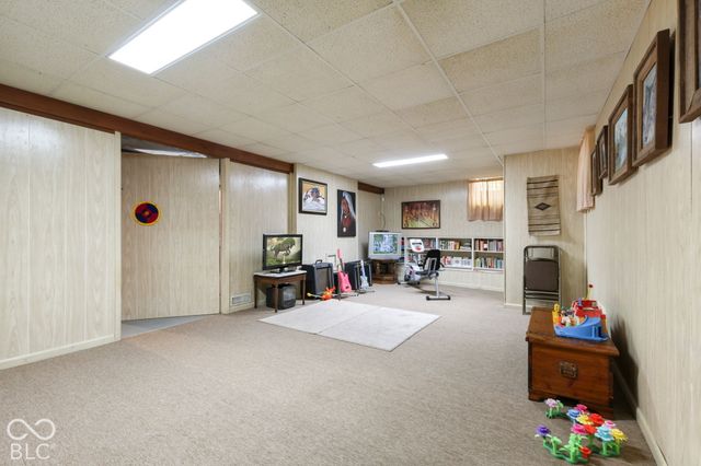 4238 S Carrie Drive, New Palestine, IN 46163