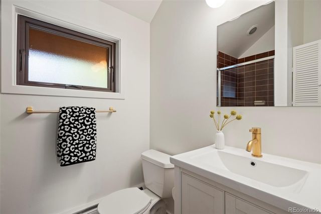 738 N Corona Street B, Denver, CO 80218