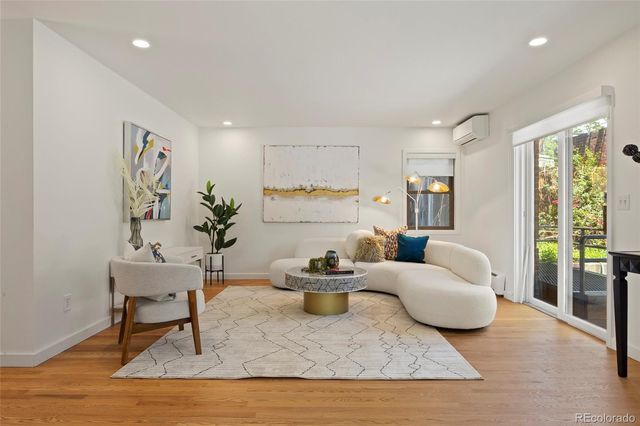 738 N Corona Street B, Denver, CO 80218