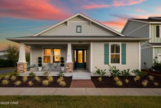 1401 N Discovery Loop, Panama City, FL 32405