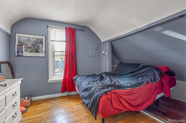 2375 CABOT Street, Detroit, MI 48209