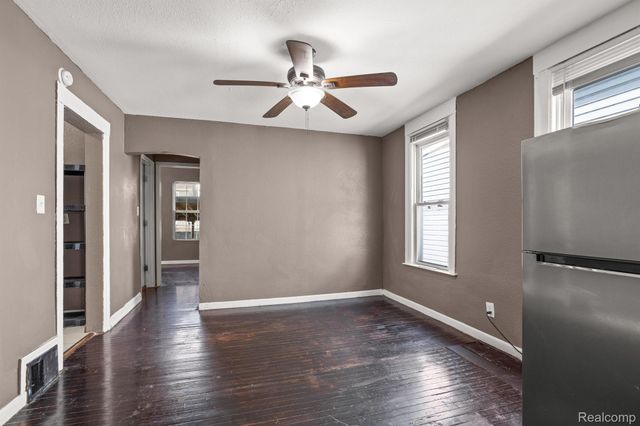 2375 CABOT Street, Detroit, MI 48209