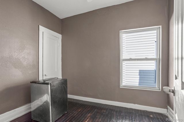 2375 CABOT Street, Detroit, MI 48209