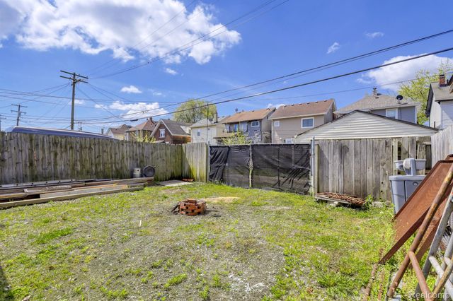 2375 CABOT Street, Detroit, MI 48209