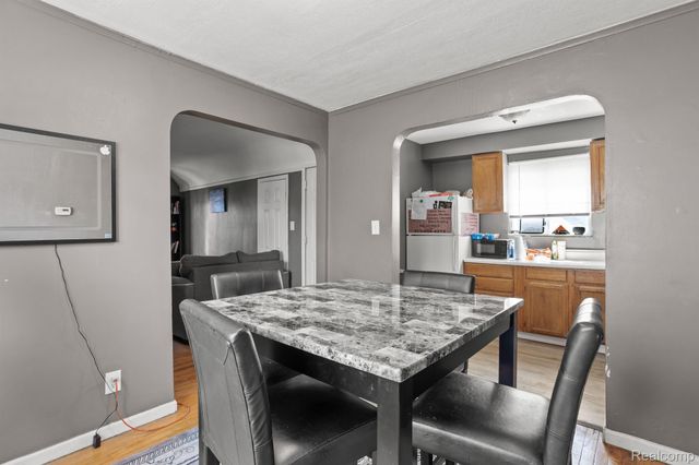 2375 CABOT Street, Detroit, MI 48209