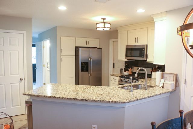 204 Stonehaven Drive, Nicholasville, KY 40356