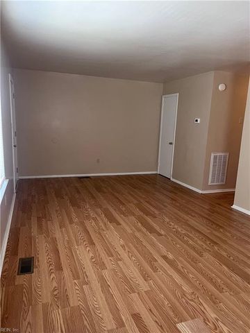 130 South AVE, Newport News, VA 23601