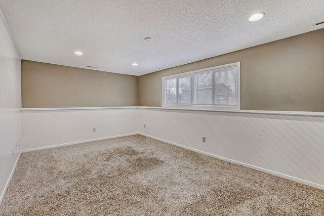 9733 Thomas Avenue N, Brooklyn Park, MN 55444